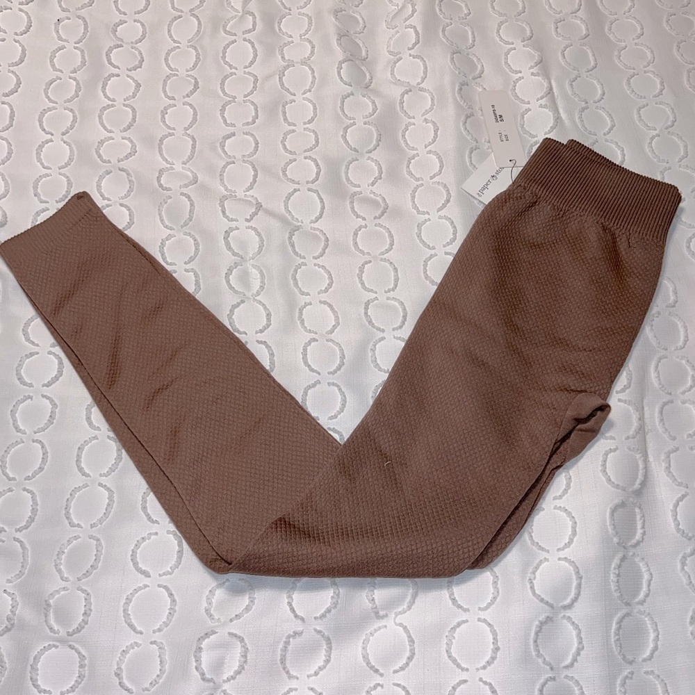 ❤️𝅺women's Mia and Tess Leggings NWT size S/M